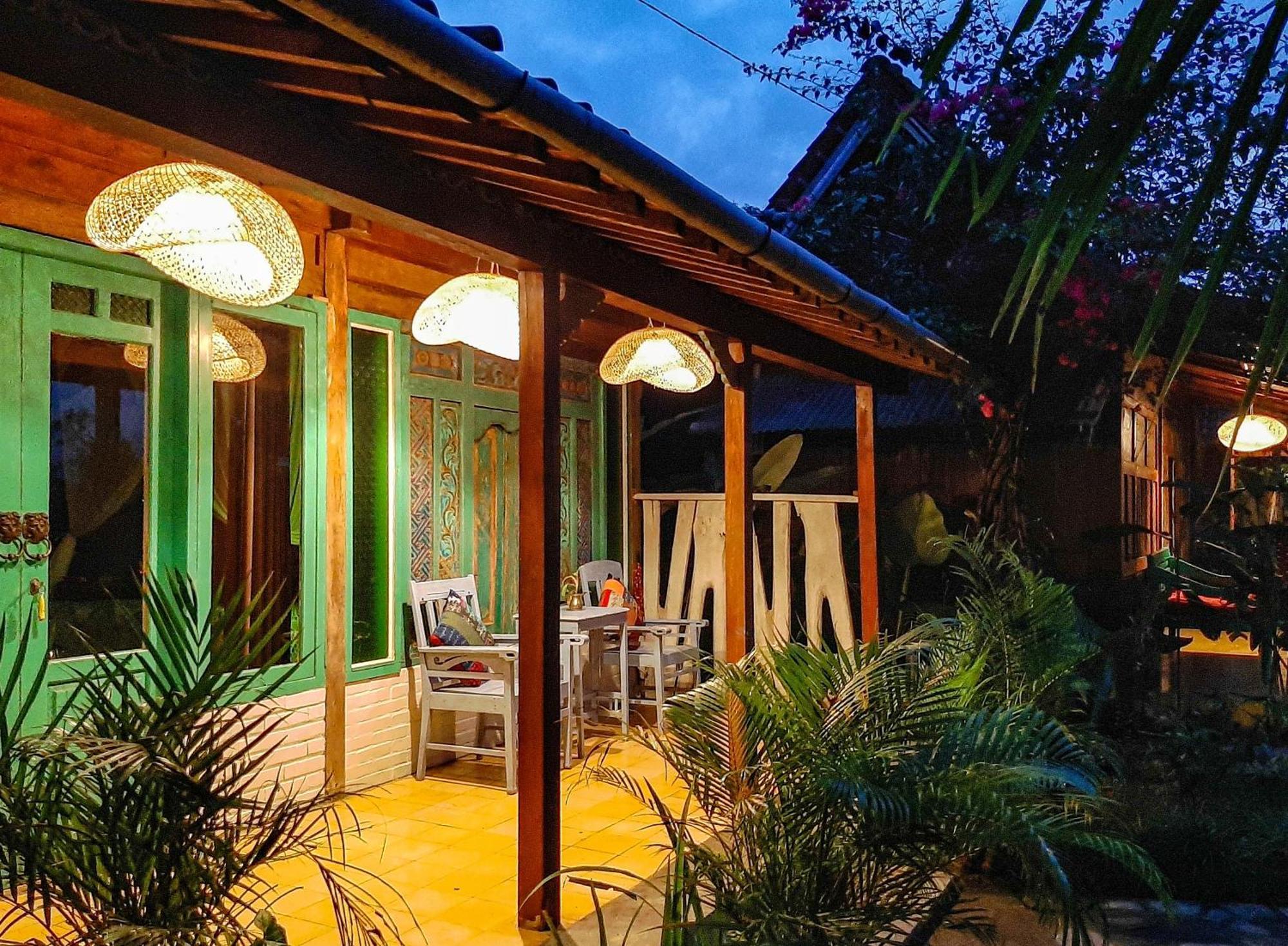 Janur Bungalow มาเกอลัง ห้อง รูปภาพ